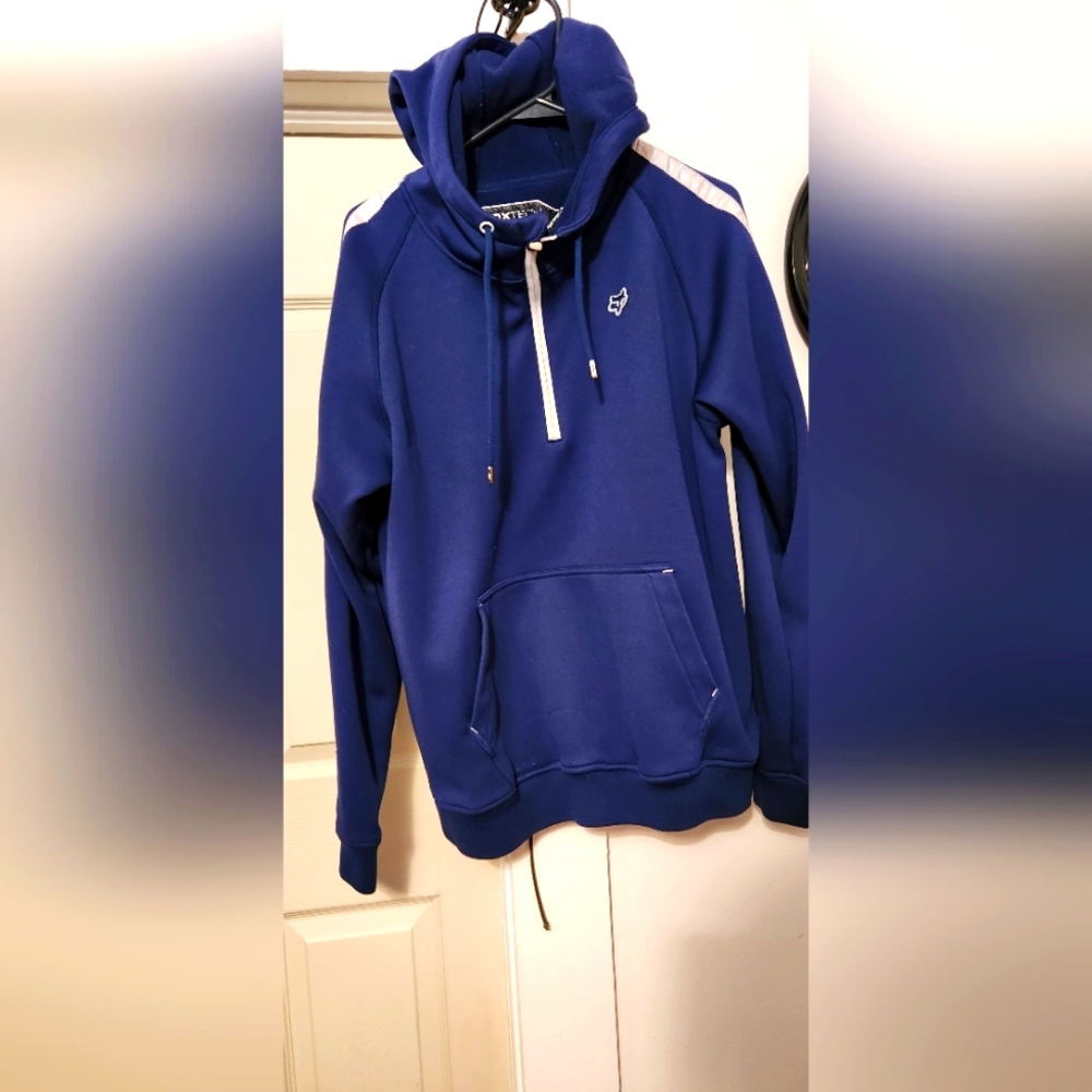 Large fox zip up hoodie
